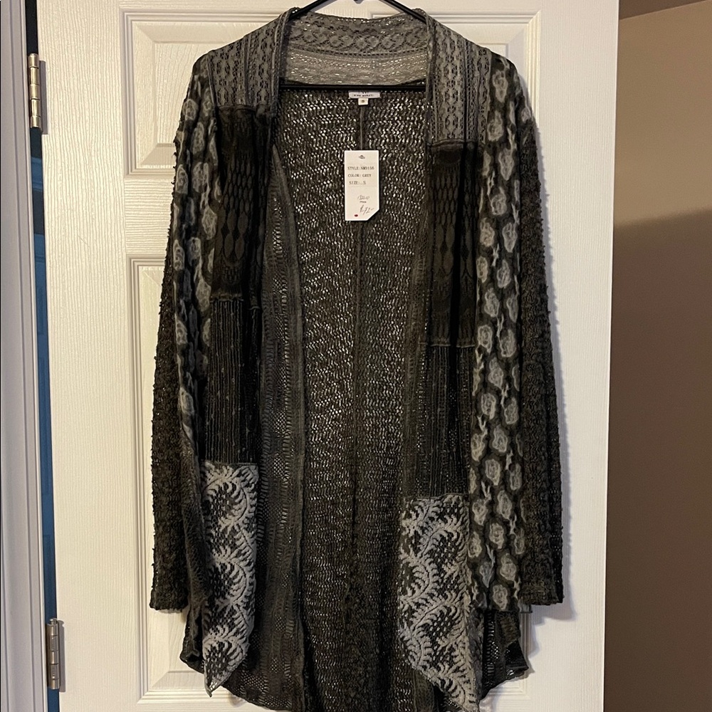 Elegant Black and Gray Women's Cardigan